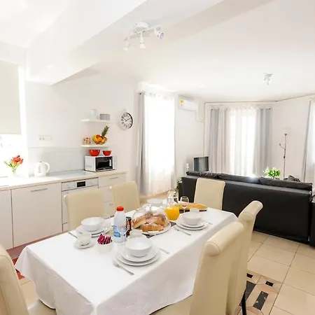 Bella Upscale Apartamento *